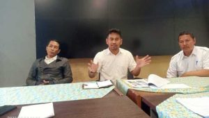 LSM Bara Api Soroti Dana Alokasi Khusus, Kabid SMP Disdik KBB Anggap LSM Bara Api Tidak Pahami Regulasi DAK DAK SMPN 1 Cililin, Audiensi LSM Bara Api, Kritik terhadap Edy Saprudin, Peran LSM dalam Pendidikan, Kontroversi Dana Pendidikan