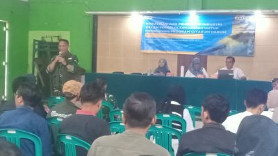 Tuan Rumah Menghilang Ketidakhadiran DLH Kabupaten Bandung Hambat Sinergi Citarum Harum DLH Kabupaten Bandung tidak hadir di sosialisasi limbah Citarum Harum. Simak tanggapan Satgas dan sanksi Rp3 Miliar bagi pabrik nakal